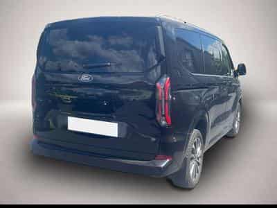 Ford Tourneo (2025) - Foto 4