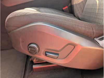Volvo XC60 2.0 B4 D MHEV CORE (2022) - Photo 10