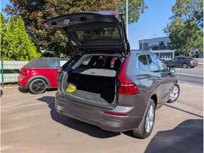 Volvo XC60 2.0 B4 D MHEV CORE (2022) - Photo 4
