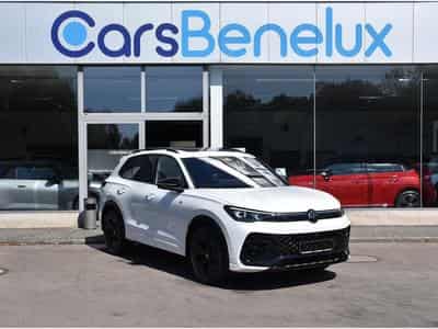 VW Tiguan 2.0 TDI R-Line DSG PANO CHFF ADD TRAVEL CAM360 1° MAIN (2024) - Photo 1