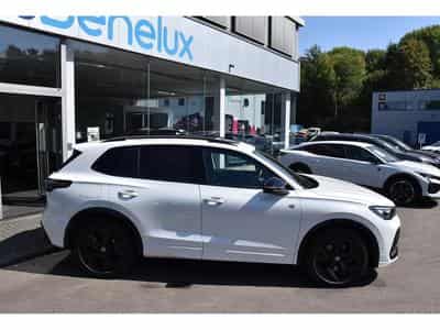 VW Tiguan 2.0 TDI R-Line DSG PANO CHFF ADD TRAVEL CAM360 1° MAIN (2024) - Photo 3