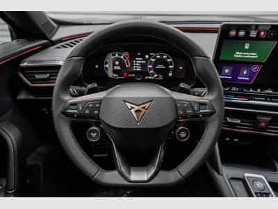 Cupra Formentor 1,5 eTSI DSG (2026) - Photo 9