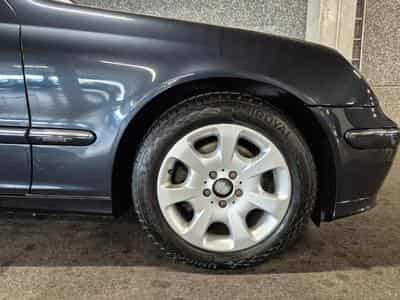 Mercedes C 240 V6 AUTO CUIR 1 HAND new Model (2005) - Foto 15