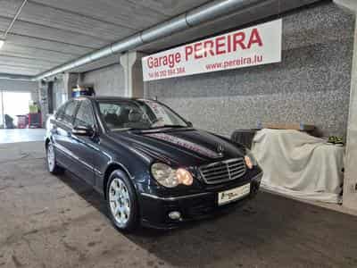 Mercedes C 240 V6 AUTO CUIR 1 HAND new Model (2005) - Foto 2