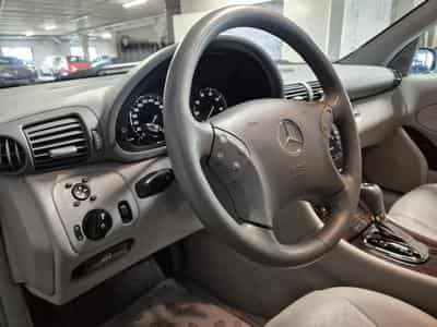 Mercedes C 240 V6 AUTO CUIR 1 HAND new Model (2005) - Foto 4