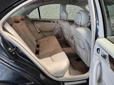Mercedes C 240 V6 AUTO CUIR 1 HAND new Model (2005) - Foto 7