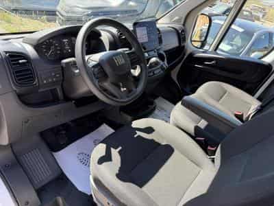 Fiat Ducato 2.2 MultiJet 140 Fourgon Pack L3H2 (2024) - Foto 4