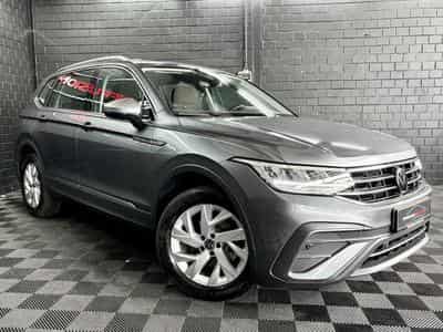 VW Tiguan Life 1.5 TSI 150 CV DSG7 *7 PLACES *ATTELAGE* *HAYON* (2025) - Foto 5