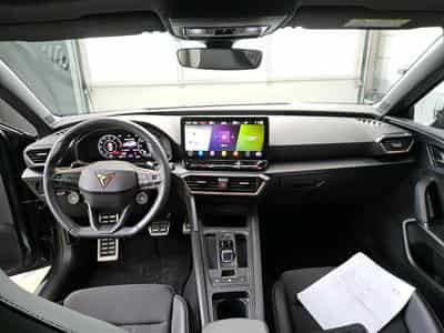 Cupra Leon ST 2.0 TSI 300CV *PANO* *BEATS* *VISION+* *VSS* (2024) - Foto 5