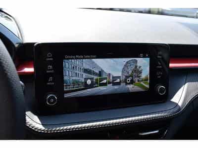 Skoda Fabia 1.0 TSI Monte Carlo DSG ACC TRAVEL CAM KESSY NEUVE (2026) - Foto 14
