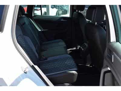 VW Tiguan 1.4 TSI eHybrid R-Line DSG ACC TRAVEL SIDE PARK CAM 1° MAIN (2023) - Foto 9