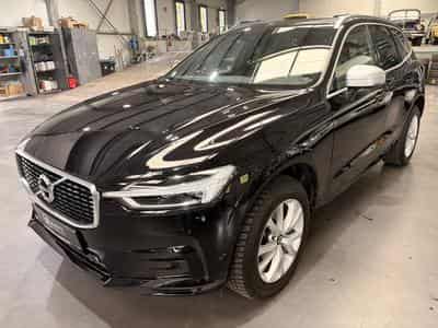 Volvo XC60 2.0 R-Design AWD 250HP (2019) - Photo 6