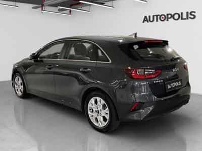 Kia Ceed 1.0 T-GDI PULSE (2024) - Photo 13
