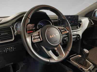 Kia Ceed 1.0 T-GDI PULSE (2024) - Photo 8