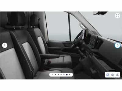 VW Crafter Crafter 35 Fourgon - Empattement moyen - Toit haut - Tractio (2026) - Photo 8