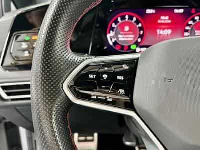 VW Golf GTI Clubsport 2.0 TSI 300 CV DSG7 *ACC* *SIEGES CHAUFF* BLAC (2024) - Foto 10