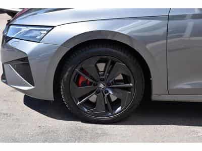 Skoda Octavia Combi 2.0 TSI RS DSG TRAVEL SIDE ATT RMQ 1° MAIN (2025) - Foto 5