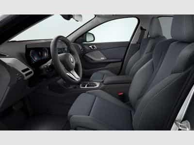 BMW 118 d   HK HiFi DAB LED RFK Komfortzg. Shz (2025) - Photo 4