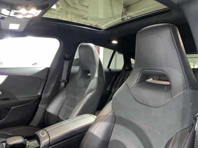 Mercedes CLA 200 2.0 CLA d (2023) - Photo 13