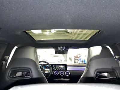 Mercedes CLA 200 2.0 CLA d (2023) - Photo 14