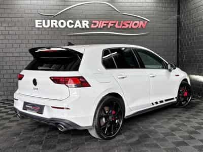 VW Golf GTI Clubsport 2.0 TSI 300 CV DSG7 *ACC* *SIEGES CHAUFF* BLAC (2024) - Foto 5