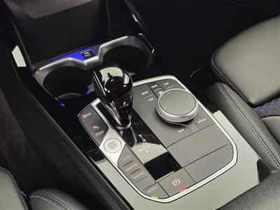 BMW 118 iA OPF PACK M NAVI/CARPLAY/PDC AV-AR (2023) - Foto 12