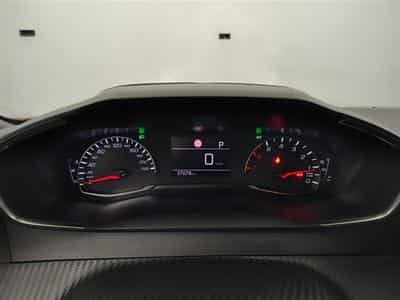 Peugeot 2008 1.2 PureTech 130Cv EAT8 Allure NAVI / CARPLAY / ALU (2023) - Photo 10