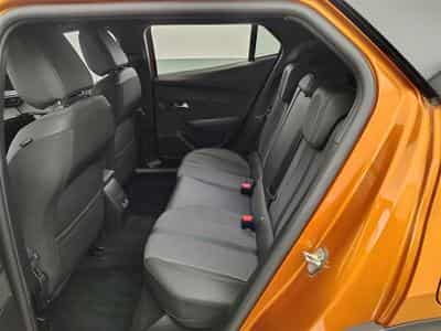 Peugeot 2008 1.2 PureTech 130Cv EAT8 Allure NAVI / CARPLAY / ALU (2023) - Photo 13