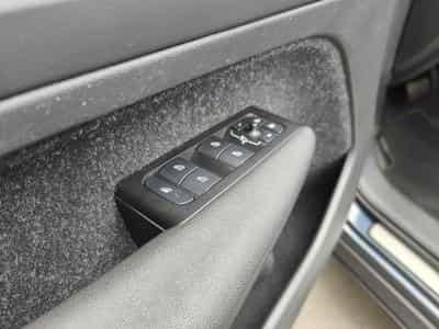 Volvo XC40 T4 RECHARGE PHEV CARPLAY GPS CAMERA SIEGES CHAUFF (2021) - Foto 14