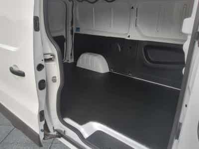 Renault Trafic Extra+ L2H1 3,0t (2026) - Foto 6