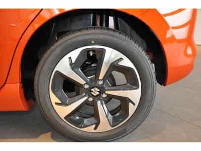 Suzuki Swift GLX 1.2 Man5 (2026) - Foto 9