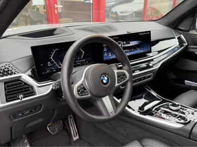 BMW X5 40D XDRIVE INDIVIDUAL NIGHT VISION HEAD UP HARMAN KARDON PAN (2025) - Photo 8