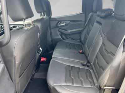 Isuzu D-Max D-MAX DC Euro6d V-Cross AT 4x4 (2024) - Photo 11