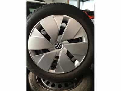 Jantes acier + Pneus 18" 215/55 R18 95T (2026) - Photo 1