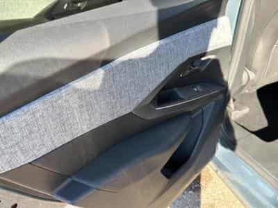Peugeot 3008 1.2 HYBRID 145 ALLURE E-DCS6 (2025) - Photo 14