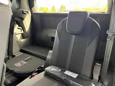 Peugeot 5008 5008 Hybrid 136 e-DSC GT (2024) - Foto 6