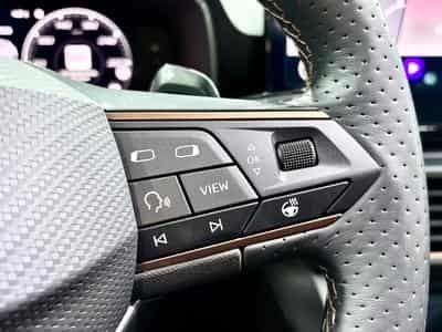 Cupra Leon VZ 2.0 TSI 300CV *CAM* SIEGES CHAUFF* (2024) - Foto 8