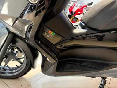 Yamaha X-Max Tech Max (2023) - Photo 10