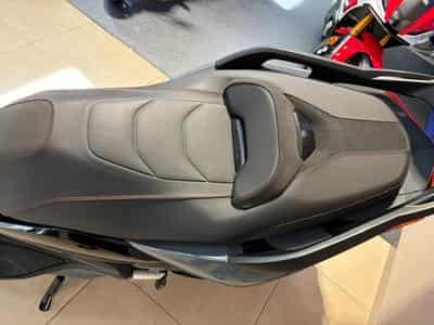 Yamaha X-Max Tech Max (2023) - Photo 15