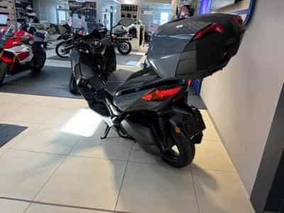Yamaha X-Max Tech Max (2023) - Photo 3