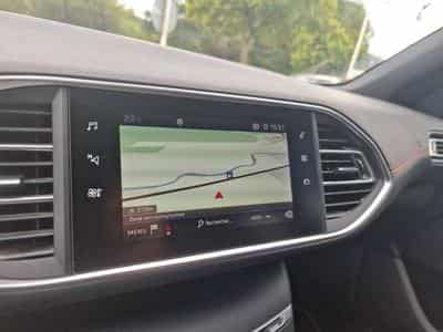Peugeot 308 GT-Line (2018) - Photo 8