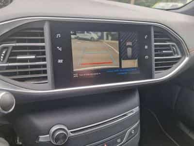Peugeot 308 GT-Line (2018) - Photo 9