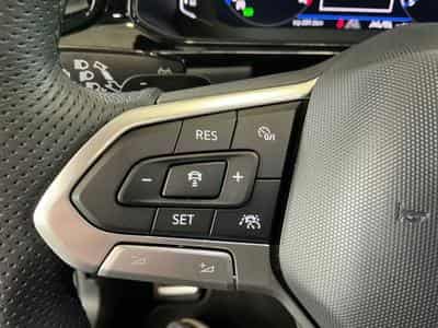 VW T-Roc R-Line Black Edition 1.5 TSI 150 CV DSG7 *PANO* BLACK* CAM * (2025) - Foto 7