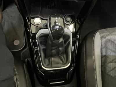 VW T-Roc R-Line Black Edition 1.5 TSI 150 CV DSG7 *PANO* BLACK* CAM * (2025) - Foto 9