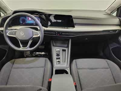 VW Golf 1.0 eTSI Life DSG NAVI / FULL LED / CARPLAY (2023) - Photo 8