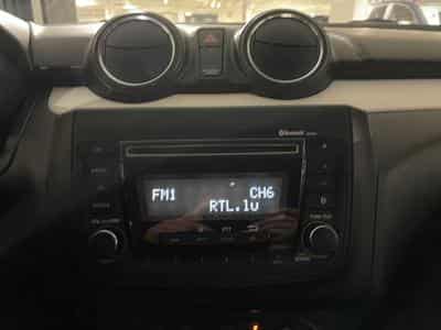 Suzuki Swift 1.2 Grand Luxe (2021) - Photo 3