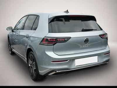 VW Golf (2024) - Photo 2