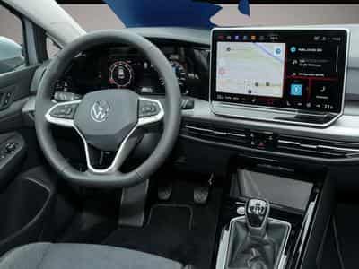 VW Golf (2024) - Photo 3
