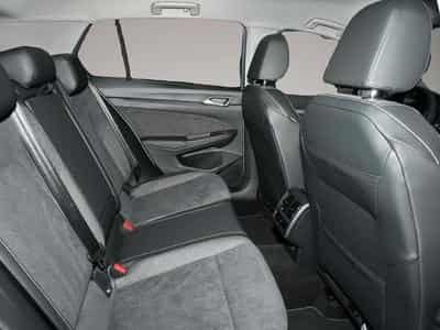 VW Golf (2024) - Photo 5