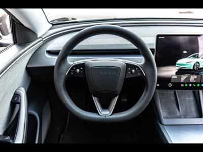 Tesla Model 3 HIGHLAND PREMIUM RWD - AUTOPILOT - BLACK (2025) - Foto 12